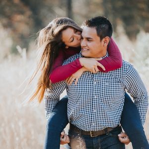 Meet your Posher, Gloria